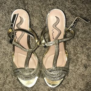 Beautiful Studded Gold Prom Shoes